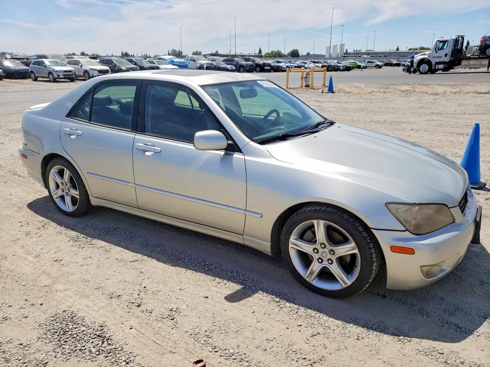65729826 :رقم المزاد ، JTHBD192340091521 vin ، 2004 Lexus Is مزاد بيع