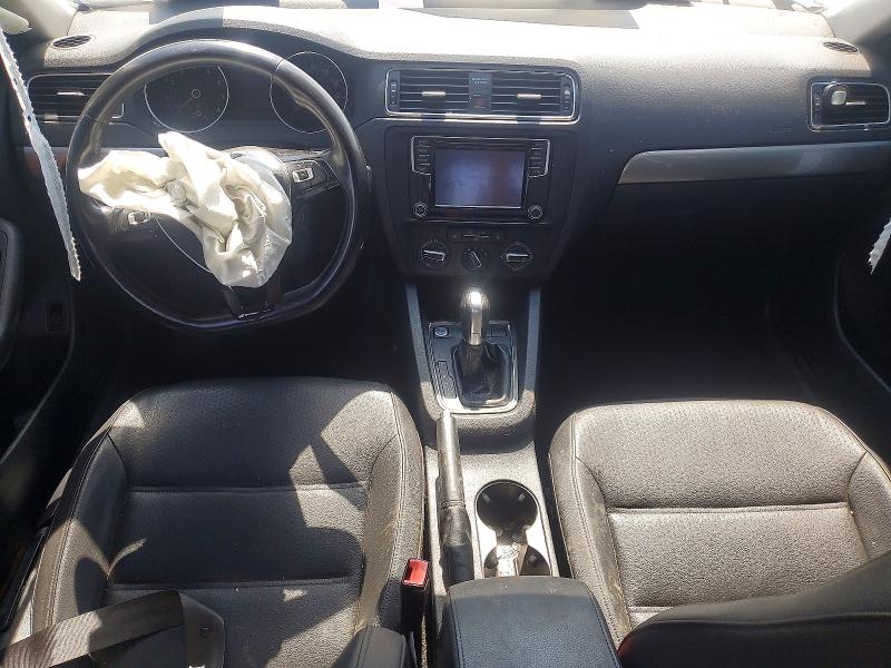 65105906 :رقم المزاد ، 3VWDB7AJ9HM322007 vin ، 2017 Volkswagen Jetta مزاد بيع