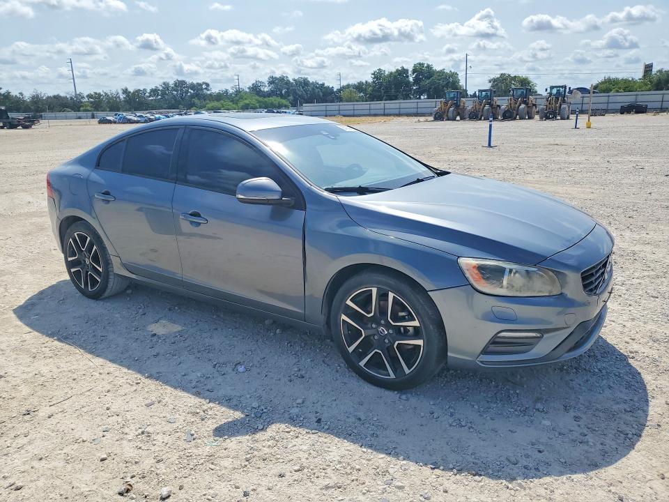 Aukcja sprzedaży 2017 Volvo S60, vin: YV126MFL6H2420677, numer aukcji: 64144326