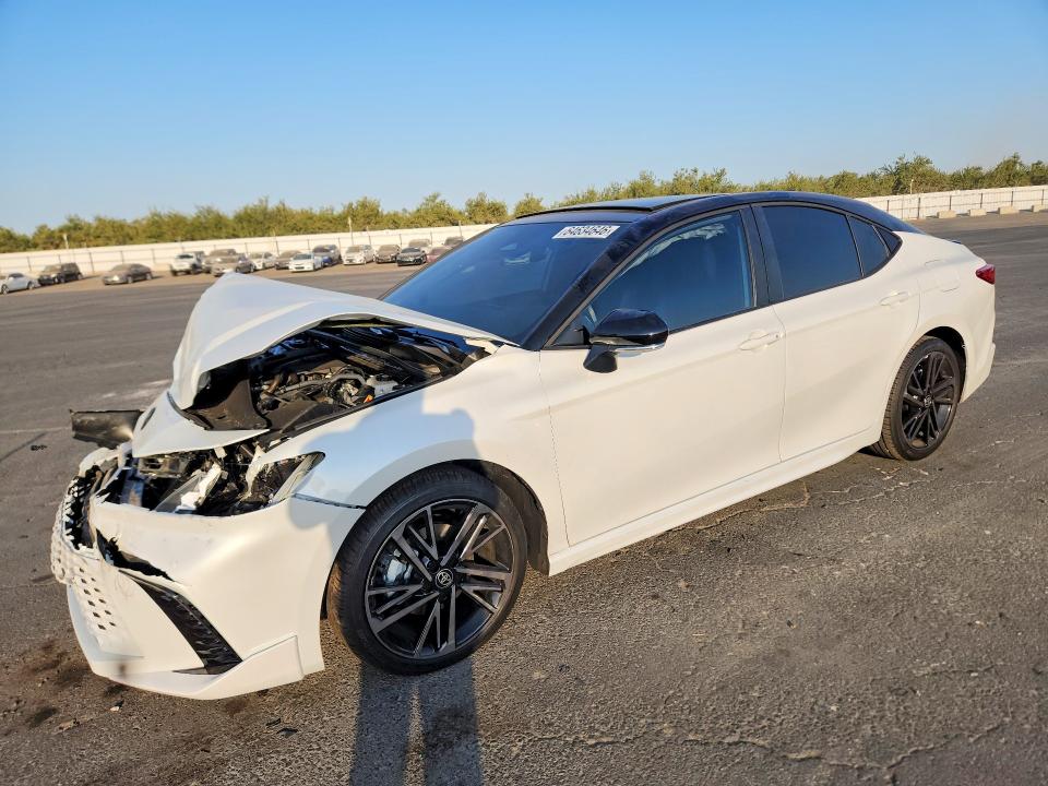 64634646 :رقم المزاد ، 4T1DBADK7TU054627 vin ، 2026 Toyota Camry مزاد بيع