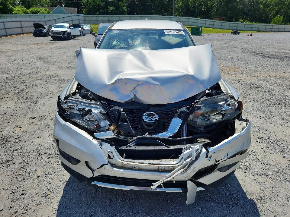 65672886 :رقم المزاد ، KNMAT2MV3HP536764 vin ، 2017 Nissan Rogue مزاد بيع