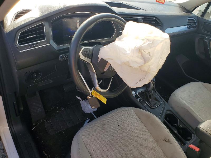 2023 Volkswagen Tiguan მანქანა იყიდება აუქციონზე, vin: 3VVRB7AX2PM065348, აუქციონის ნომერი: 66282936