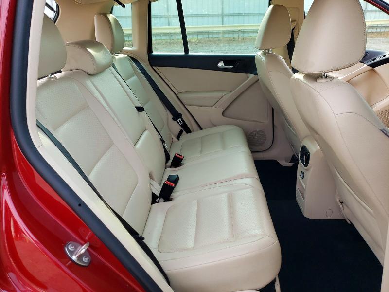 65295006 :رقم المزاد ، WVGBV3AX6EW045984 vin ، 2014 Volkswagen Tiguan مزاد بيع