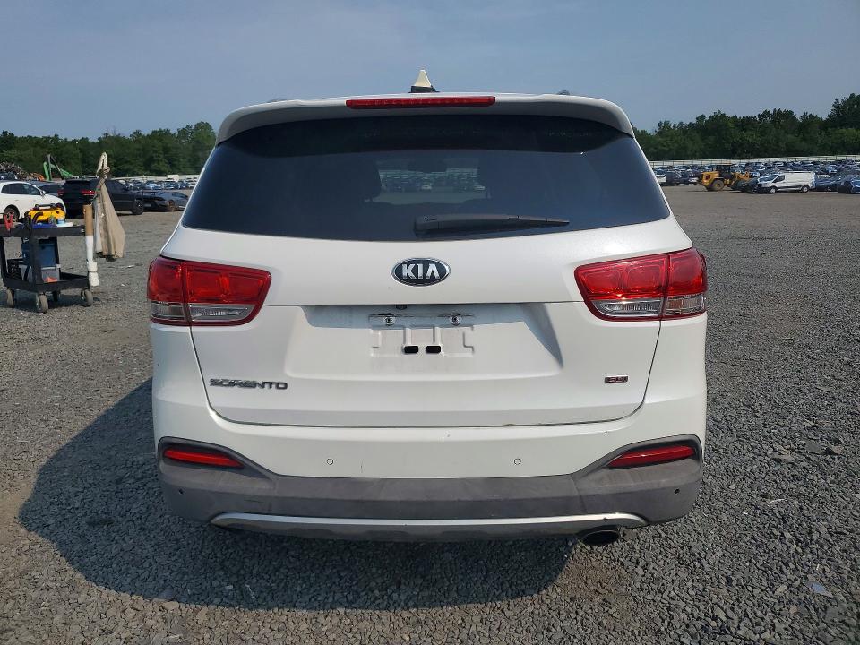 2016 Kia Sorento მანქანა იყიდება აუქციონზე, vin: 5XYPHDA57GG016905, აუქციონის ნომერი: 64307116