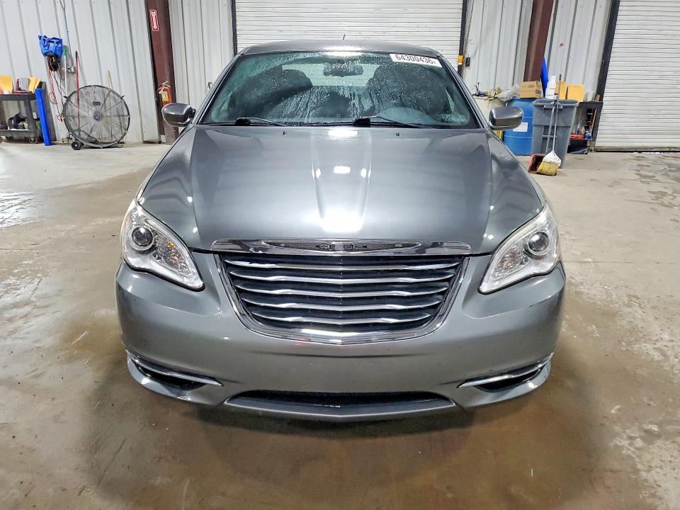 Aukcja sprzedaży 2013 Chrysler 200, vin: 1C3CCBBB2DN583912, numer aukcji: 64300436