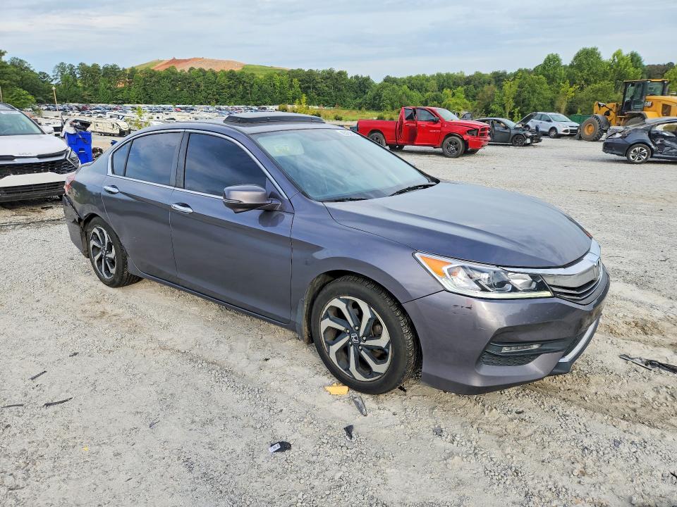 2016 Honda Accord მანქანა იყიდება აუქციონზე, vin: 1HGCR2F82GA117158, აუქციონის ნომერი: 65454816