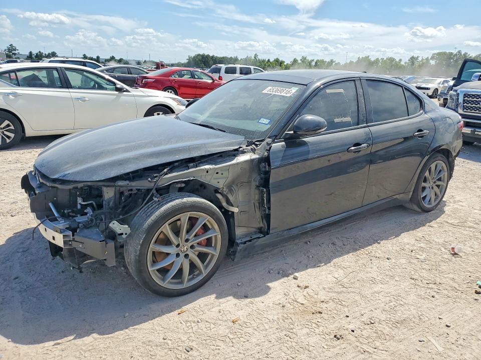 Продаж на аукціоні авто 2022 Alfa Romeo Giulia, vin: ZARFAMBN3N7659038, номер лоту: 65369816