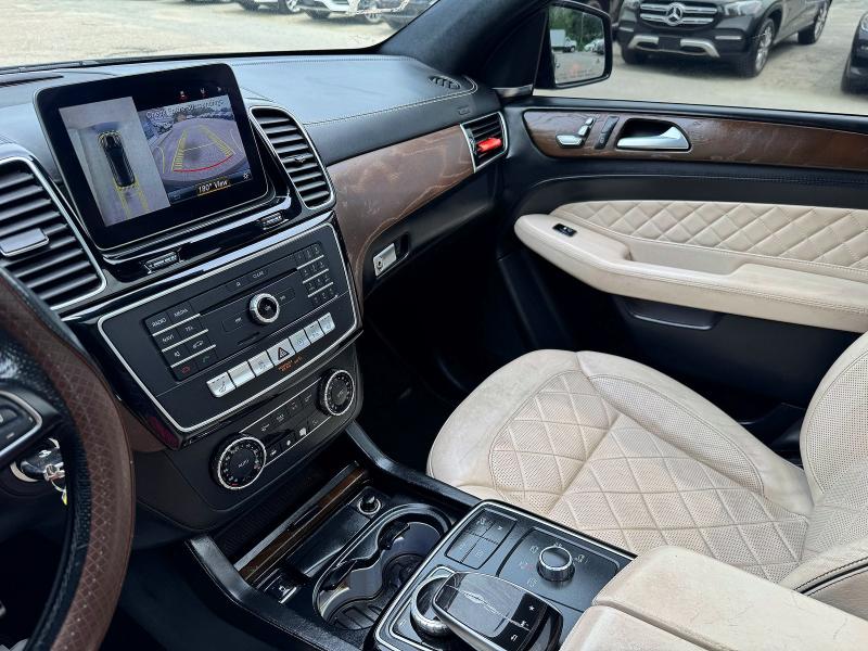 64233906 :رقم المزاد ، 4JGED6EB0JA121898 vin ، 2018 Mercedes-benz Gle Coupe مزاد بيع