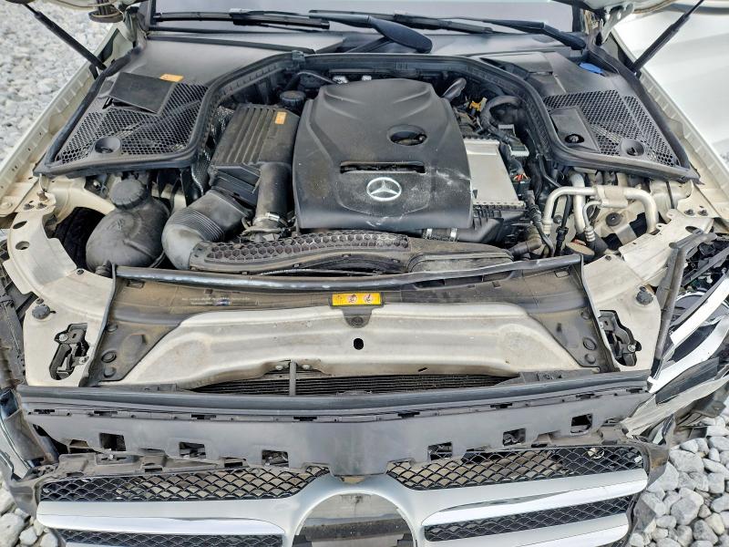 2016 Mercedes-benz C მანქანა იყიდება აუქციონზე, vin: 55SWF4JB6GU131380, აუქციონის ნომერი: 64420556