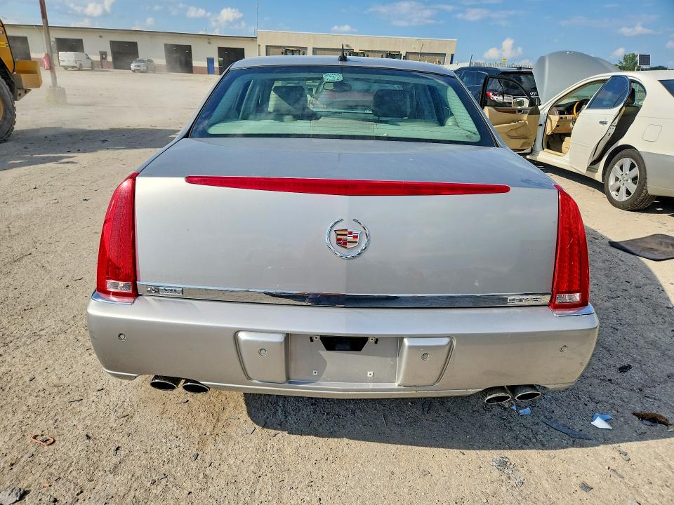 2006 Cadillac Dts მანქანა იყიდება აუქციონზე, vin: 1G6KD57Y66U120573, აუქციონის ნომერი: 66948996