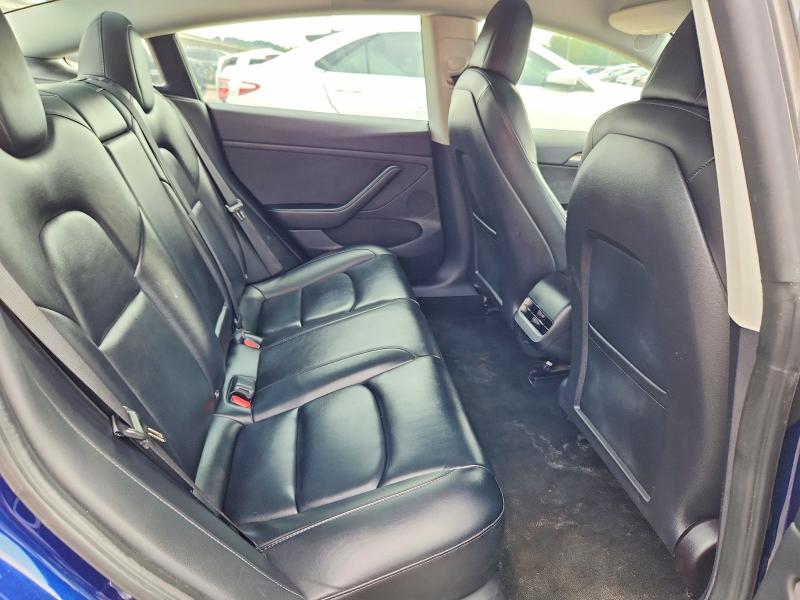 65326036 :رقم المزاد ، 5YJ3E1EA5NF370374 vin ، 2022 Tesla Model 3 مزاد بيع
