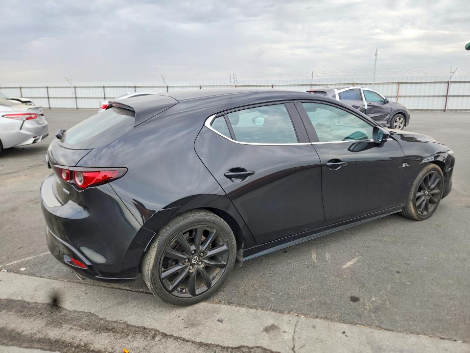 67098066 :رقم المزاد ، JM1BPAKM9R1700049 vin ، 2024 Mazda 3 مزاد بيع