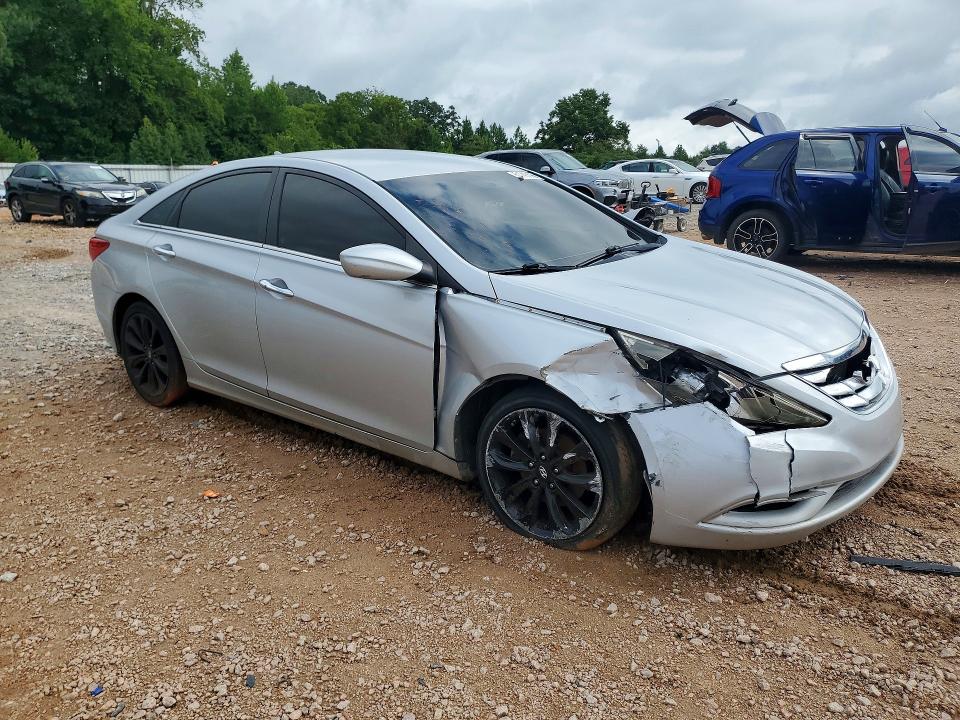 61743696 :رقم المزاد ، 5NPEC4AC0BH174413 vin ، 2011 Hyundai Sonata مزاد بيع