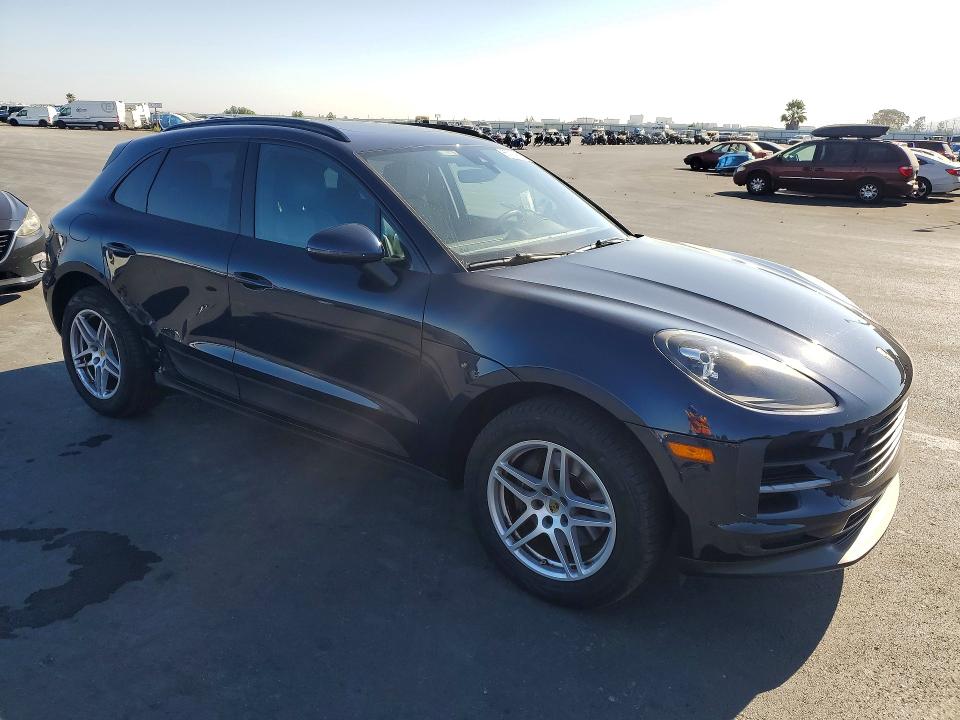 65734686 :رقم المزاد ، WP1AA2A58KLB05635 vin ، 2019 Porsche Macan مزاد بيع