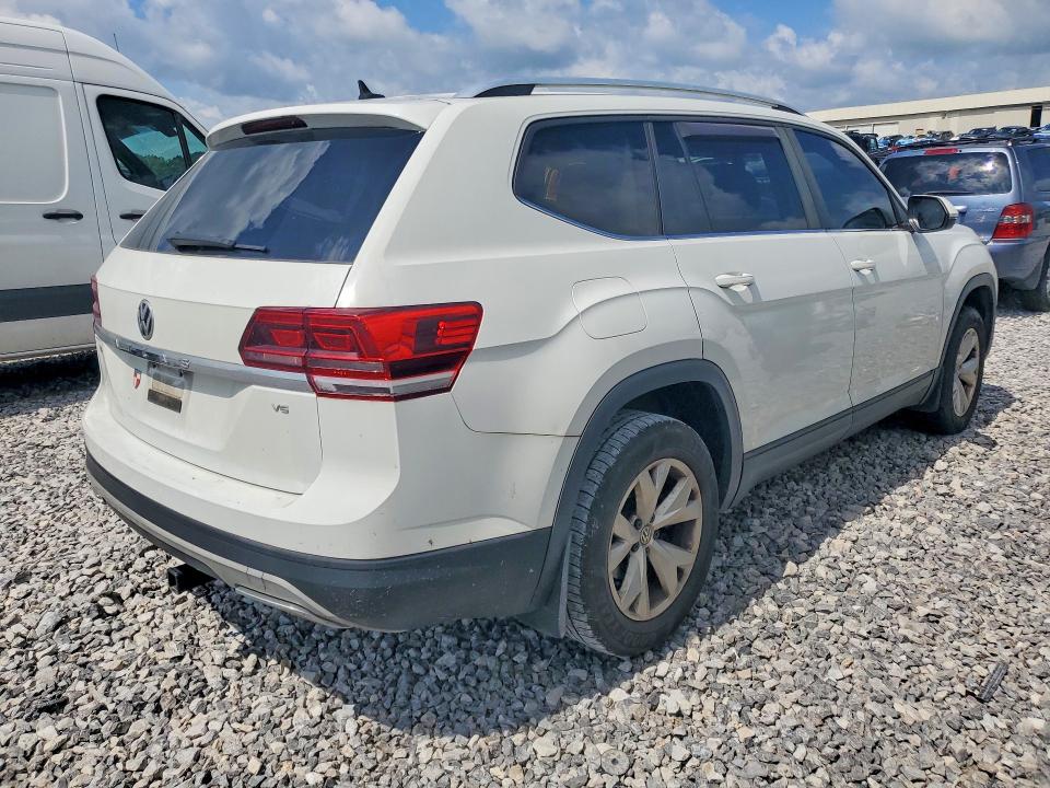65099846 :رقم المزاد ، 1V2CR2CA0JC521771 vin ، 2018 Volkswagen Atlas مزاد بيع