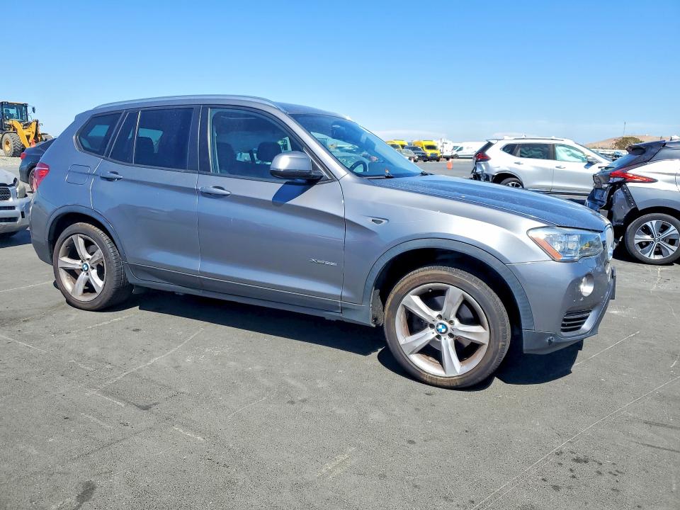 65038286 :رقم المزاد ، 5UXWX9C34H0T18147 vin ، 2017 Bmw X3 مزاد بيع