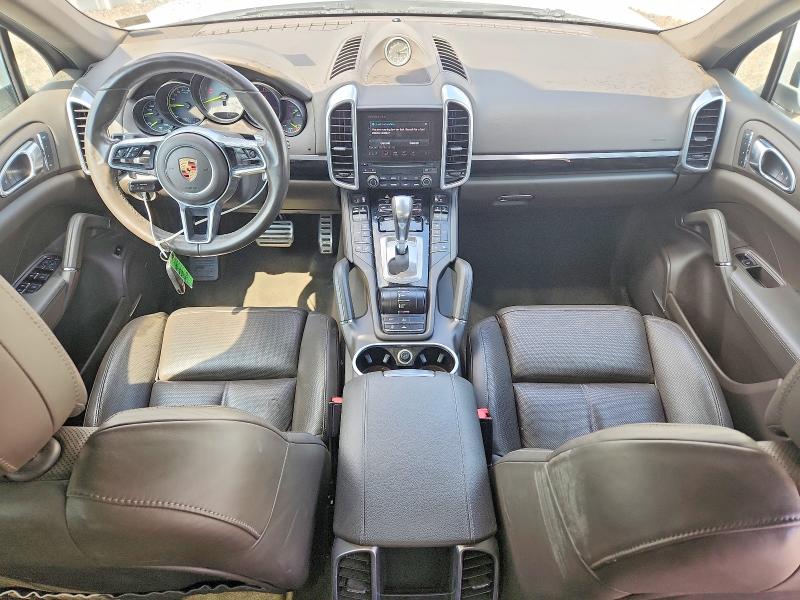 64038336 :رقم المزاد ، WP1AE2A2XHLA68929 vin ، 2017 Porsche Cayenne مزاد بيع