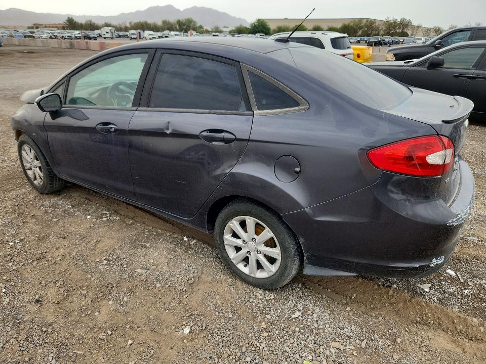 52440276 :رقم المزاد ، 3FADP4BJ3DM147223 vin ، 2013 Ford Fiesta مزاد بيع