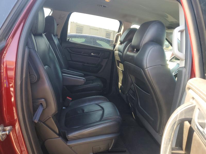 63668046 :رقم المزاد ، 1GNKVHKD2FJ370921 vin ، 2015 Chevrolet Traverse مزاد بيع