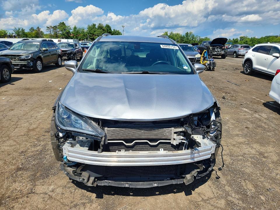Продаж на аукціоні авто 2019 Chrysler Pacifica, vin: 2C4RC1BG0KR681302, номер лоту: 64892756