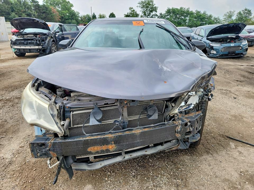 2014 Toyota Camry Hybrid მანქანა იყიდება აუქციონზე, vin: 4T1BD1FK6EU122563, აუქციონის ნომერი: 64903486