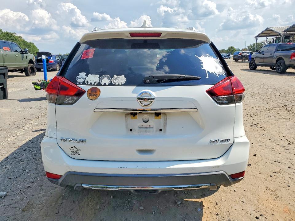 Продаж на аукціоні авто 2018 Nissan Rogue, vin: KNMAT2MV6JP593689, номер лоту: 66901576