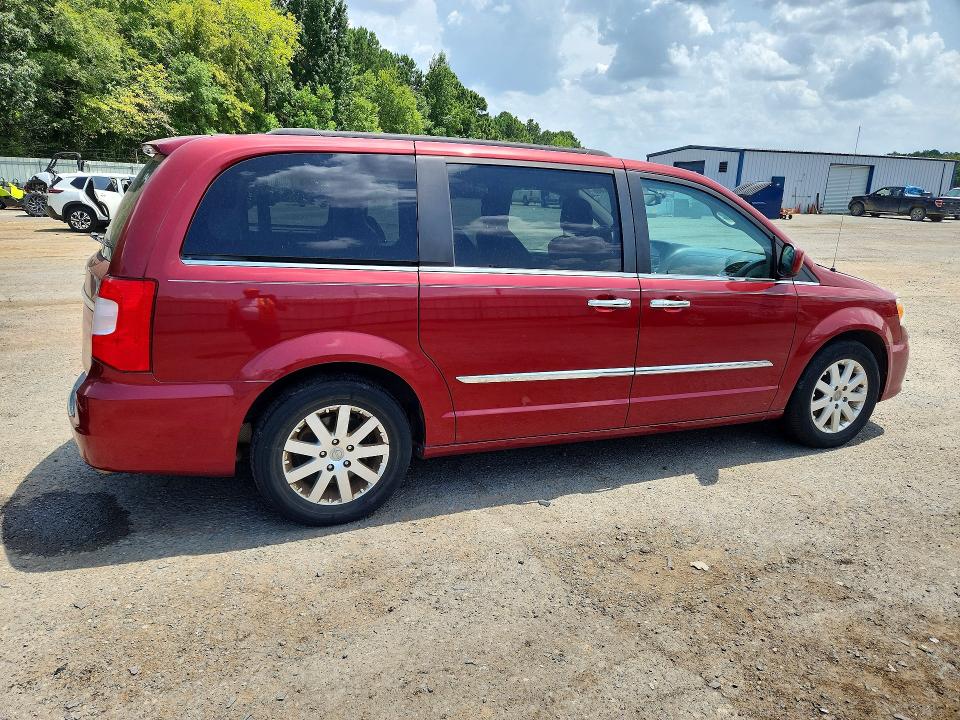 2015 Chrysler Town & Country მანქანა იყიდება აუქციონზე, vin: 2C4RC1BG5FR657390, აუქციონის ნომერი: 61647006