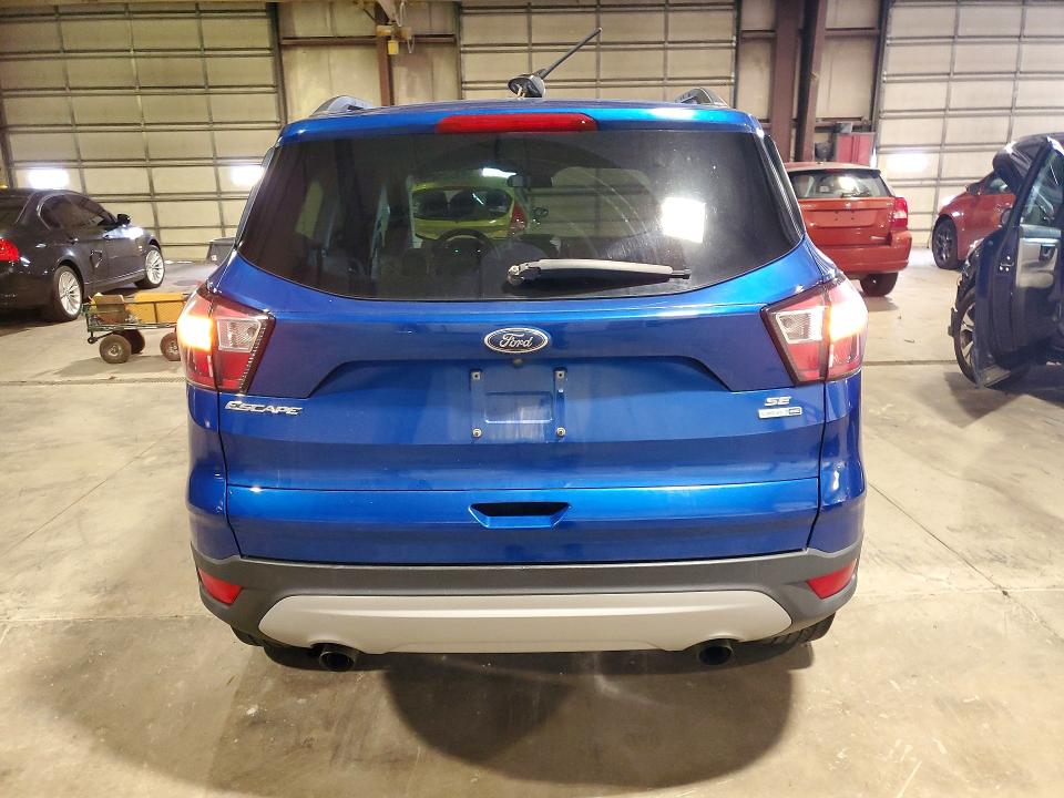 2018 Ford Escape მანქანა იყიდება აუქციონზე, vin: 1FMCU9GD1JUA28409, აუქციონის ნომერი: 63785976