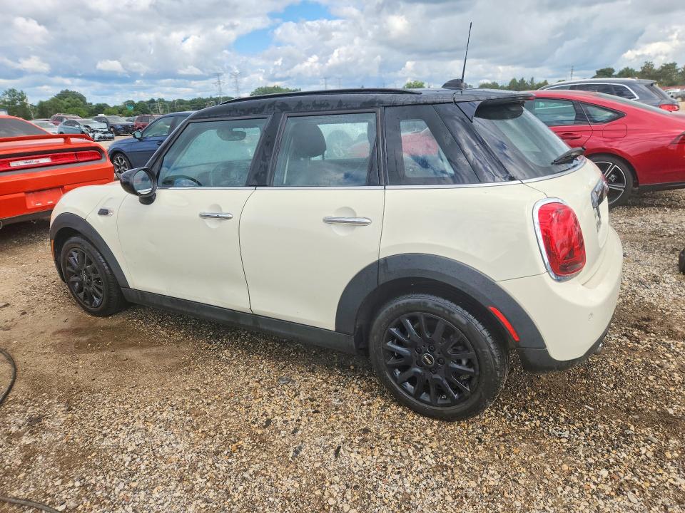 63240456 :رقم المزاد ، WMWXU7C08M2P10021 vin ، 2021 Mini Cooper مزاد بيع