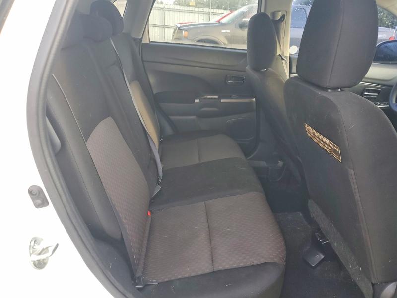 64709406 :رقم المزاد ، JA4AR3AU1JU017181 vin ، 2018 Mitsubishi Outlander Sport مزاد بيع