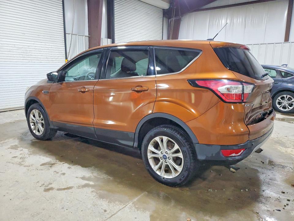 66915086 :رقم المزاد ، 1FMCU9GD9HUE45030 vin ، 2017 Ford Escape مزاد بيع