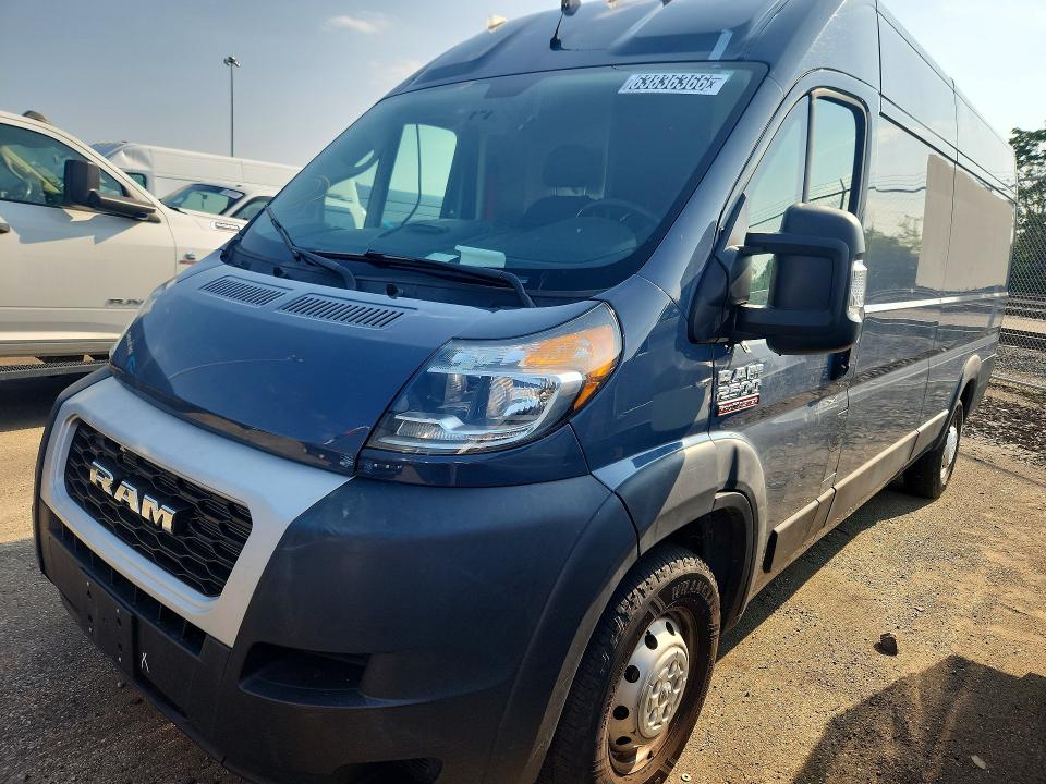 Продажа на аукционе авто 2021 Ram Promaster 3500, vin: 3C6FRVJG5ME500880, номер лота: 63836366