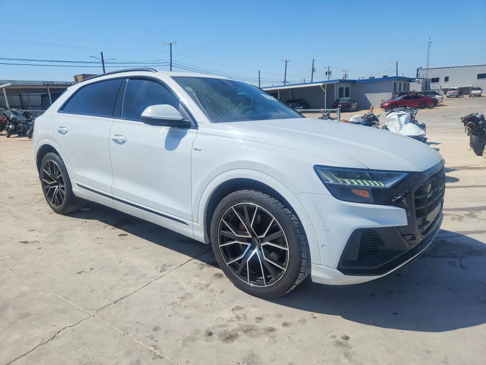 65830696 :رقم المزاد ، WA1FVAF14MD026496 vin ، 2021 Audi Q8 مزاد بيع