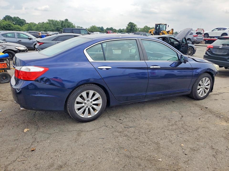 Продажа на аукционе авто 2013 Honda Accord, vin: 1HGCR2F77DA037308, номер лота: 64857186