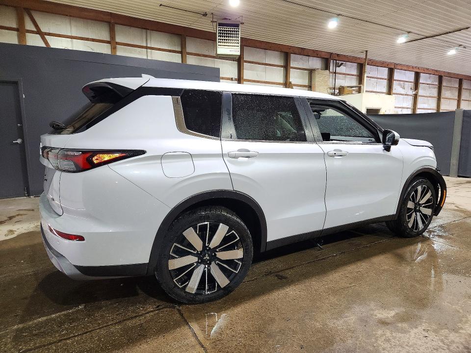 Продажа на аукционе авто 2025 Mitsubishi Outlander, vin: JA4J4VA88SZ028969, номер лота: 63787326