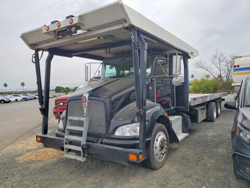 2017 Kenworth T680 მანქანა იყიდება აუქციონზე, vin: 1XKYDP9X6HJ135879, აუქციონის ნომერი: 65034996