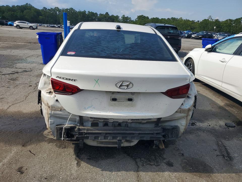 64828356 :رقم المزاد ، 3KPC24A3XJE026699 vin ، 2018 Hyundai Accent مزاد بيع