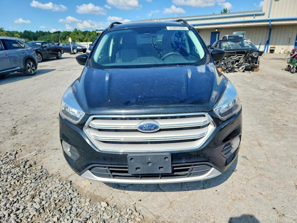 2018 Ford Escape მანქანა იყიდება აუქციონზე, vin: 1FMCU9GD8JUD58046, აუქციონის ნომერი: 63805086