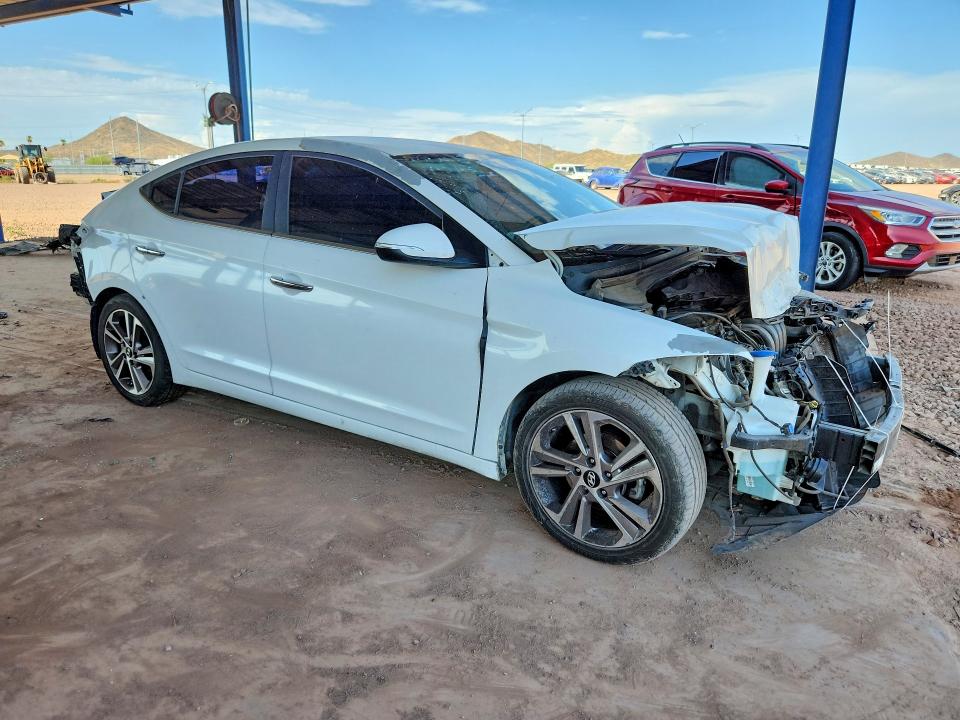 2017 Hyundai Elantra მანქანა იყიდება აუქციონზე, vin: 5NPD84LF5HH040249, აუქციონის ნომერი: 63775566