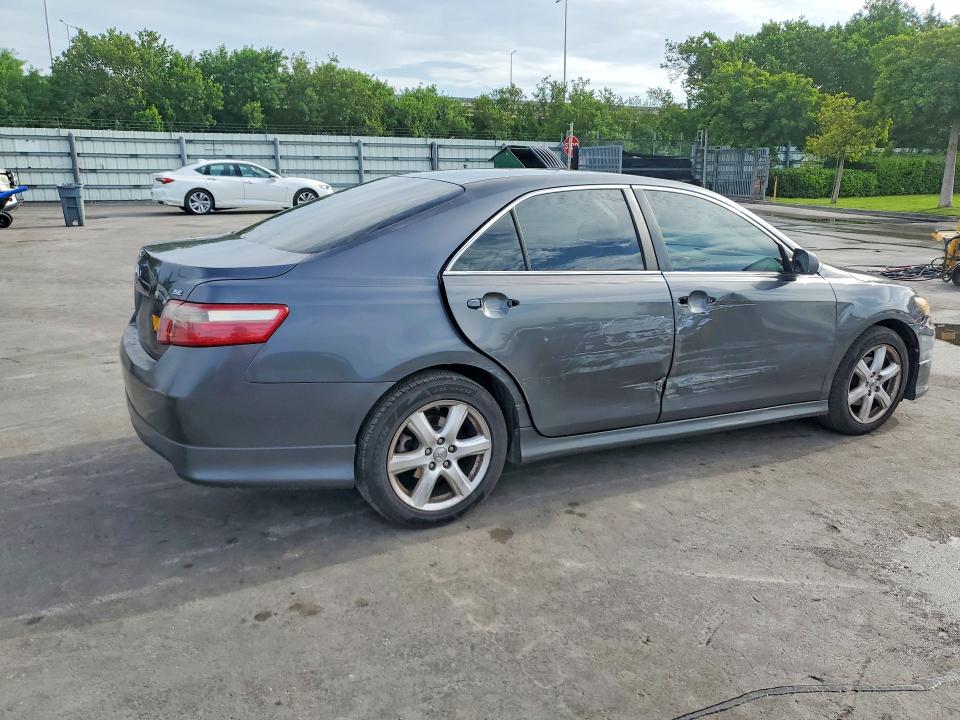 63692606 :رقم المزاد ، 4T1BE46K57U632775 vin ، 2007 Toyota Camry مزاد بيع