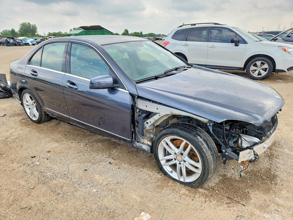 Продажа на аукционе авто 2013 Mercedes-benz C, vin: WDDGF8AB3DR259293, номер лота: 63499596