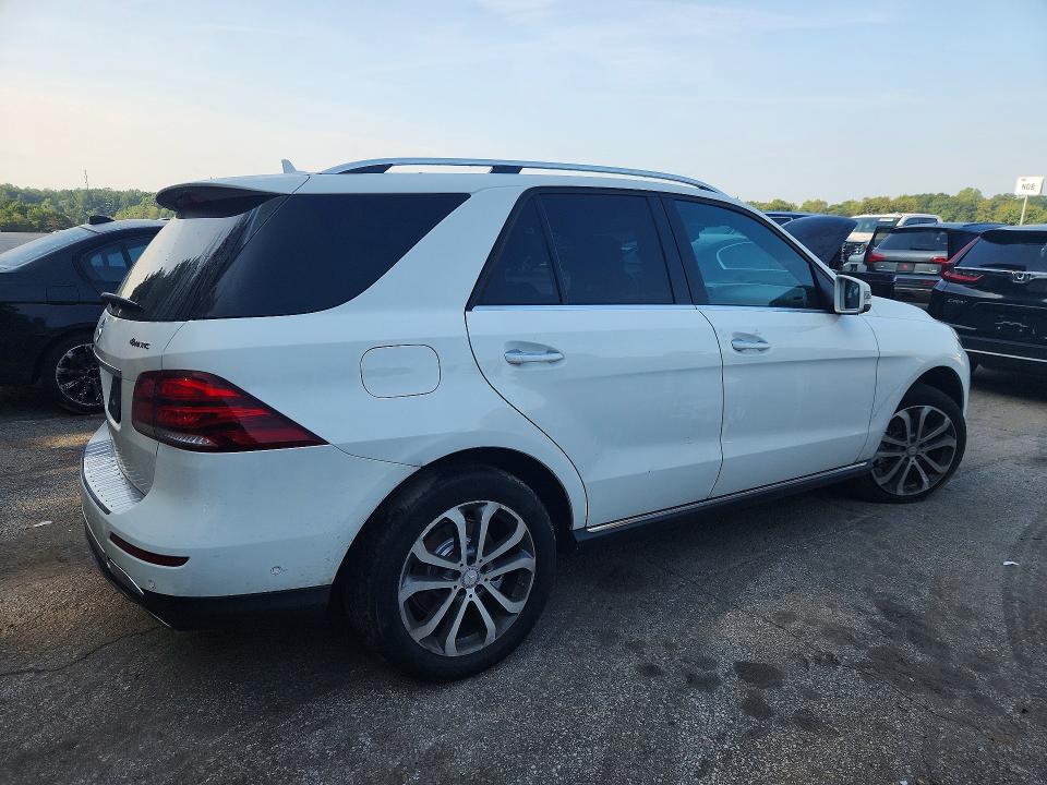 Продажа на аукционе авто 2017 Mercedes-benz Gle, vin: 4JGDA5HB5HA815930, номер лота: 66828866