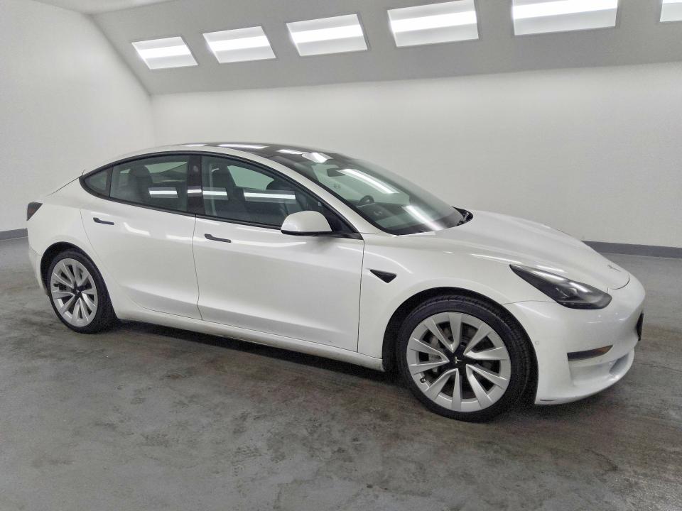 Продаж на аукціоні авто 2022 Tesla Model 3, vin: 5YJ3E1EA4NF143239, номер лоту: 63249866