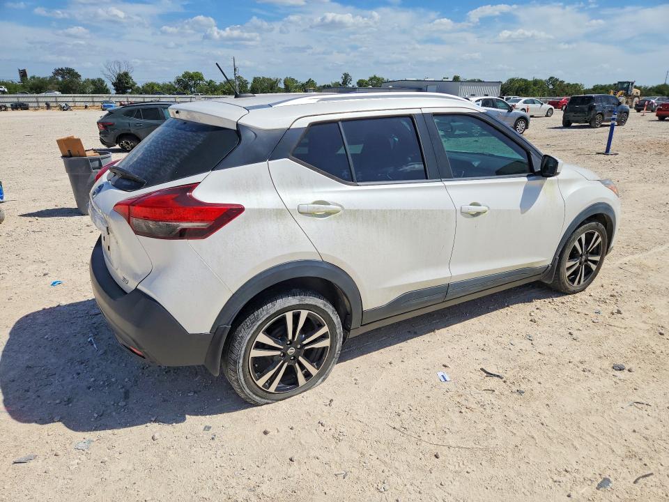 2018 Nissan Kicks მანქანა იყიდება აუქციონზე, vin: 3N1CP5CU8JL537548, აუქციონის ნომერი: 66041346