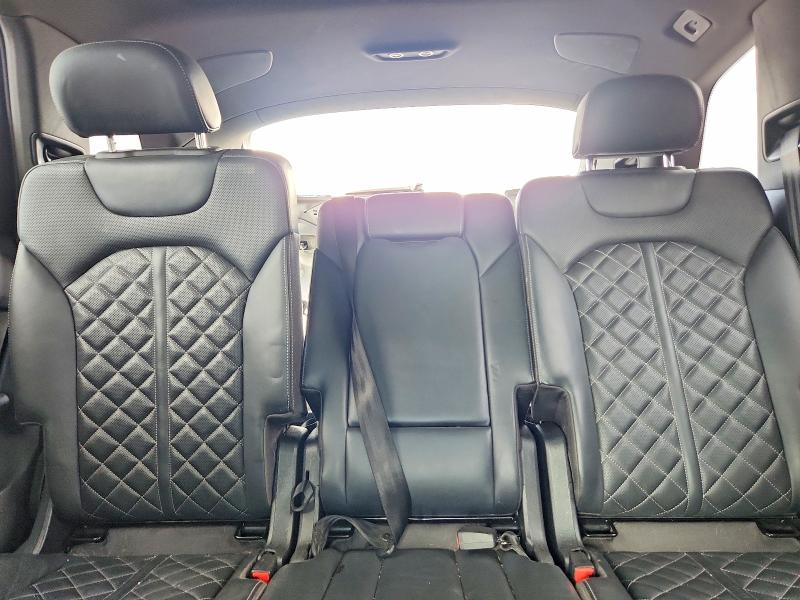 Продаж на аукціоні авто 2020 Audi Sq7, vin: WA1VWAF76LD013518, номер лоту: 67137726