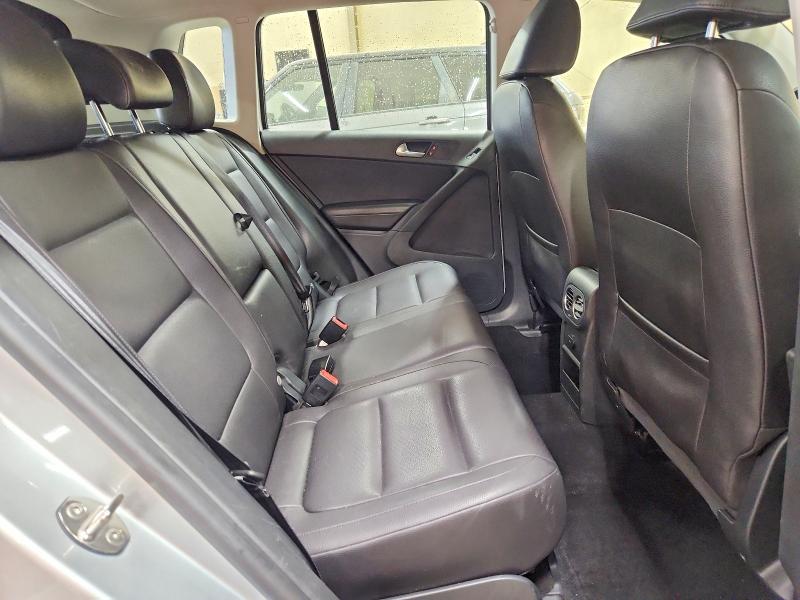 2016 Volkswagen Tiguan მანქანა იყიდება აუქციონზე, vin: WVGAV7AX3GW529083, აუქციონის ნომერი: 60591146