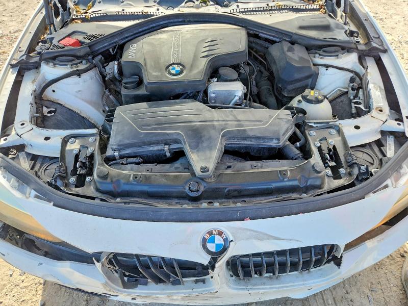 63679336 :رقم المزاد ، WBA3B5C54FP654637 vin ، 2015 Bmw 328 مزاد بيع
