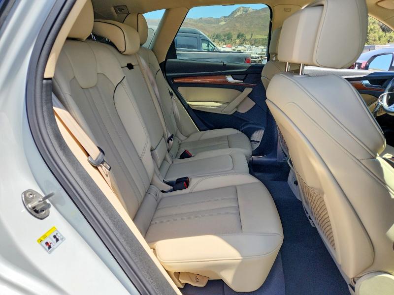 63925846 :رقم المزاد ، WA1EAAFYXP2151992 vin ، 2023 Audi Q5 مزاد بيع