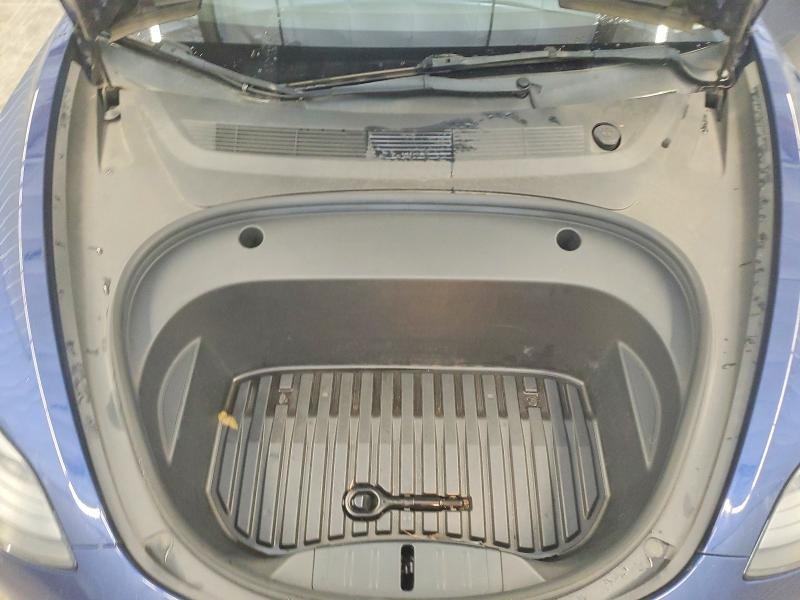 2022 Tesla Model 3 მანქანა იყიდება აუქციონზე, vin: 5YJ3E1EA3NF371538, აუქციონის ნომერი: 64410926