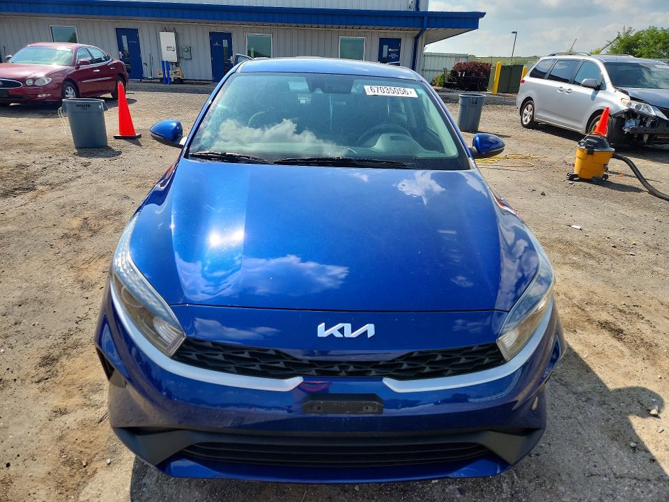 67035056 :رقم المزاد ، 3KPF24AD9NE466389 vin ، 2022 Kia Forte مزاد بيع